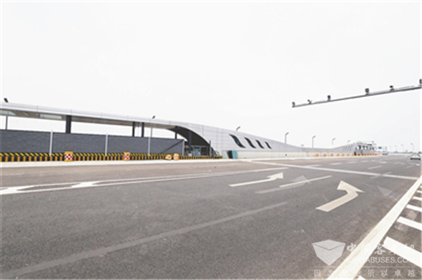 成都：第二条BRT金凤凰高架快速公交预计7月底开通 