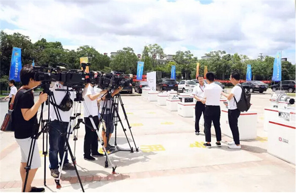 重磅丨近70家权威媒体争相报道中车电动的这件事