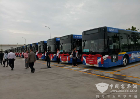 北方客车“新型实用纯电动公交”落户青岛高新区