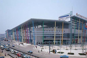 南京：枢纽地位凸显 南站5年客运量破亿