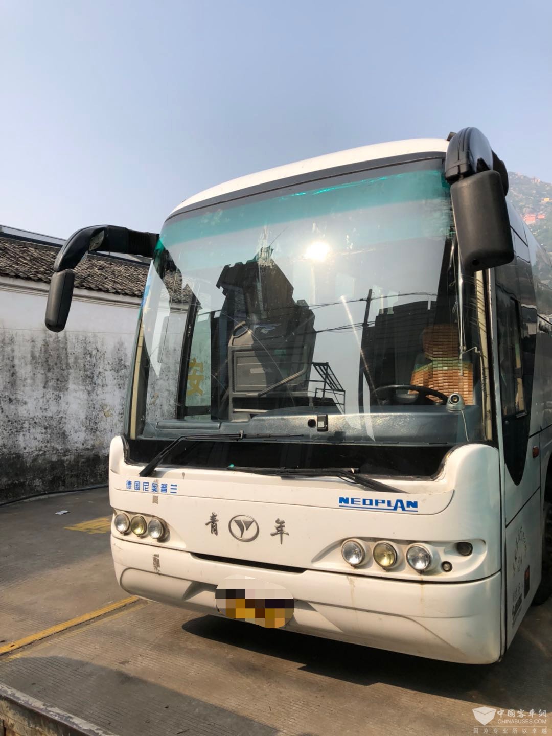 青年客车 270ps 国三 35座 30万公里 包落户