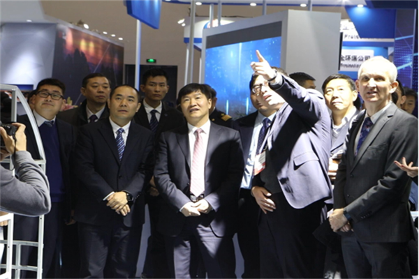 科技武装 安全护航 |宇通承办首届国际交通运输安全博览会安全运输论坛