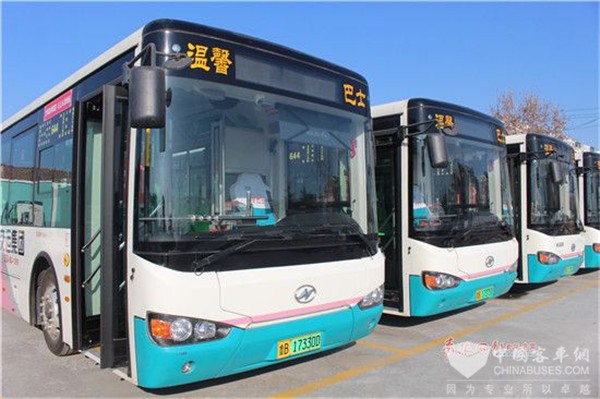 山东青岛：多条公交线路更换新能源车