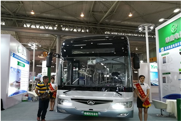 “峨嵋”下线，四川客车欲谱写客车传奇未来