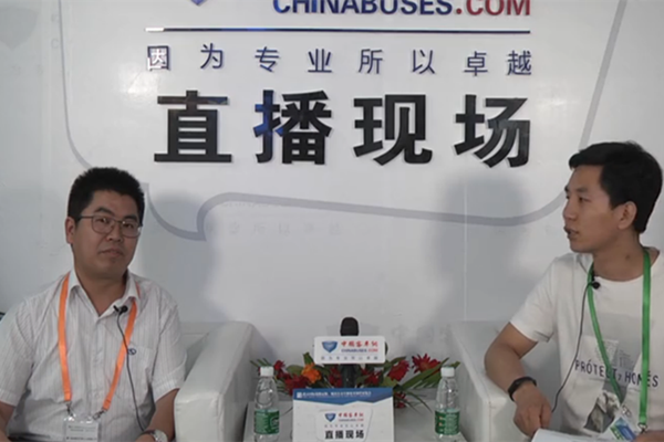 【XINGKONG.COM与行业大咖面对面】金龙客车国内营销总经理郑小虎 【XINGKONG.COM与行业大咖面对面】金龙客车国内营销总经理郑小虎