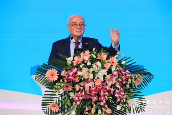 Kenan Sahin：2035年全球有望电动汽车达到1700万辆