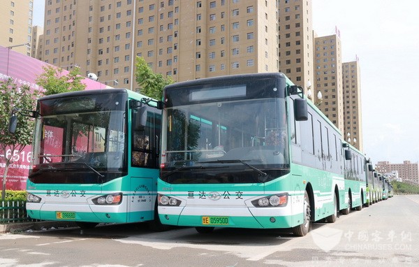 近百辆海格公交“绿色”跑 八千年秦安古城焕新颜