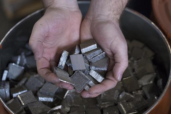 无钴电池让成本更加便宜 却让回收变得更不划算