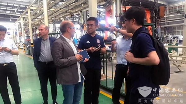 法国无人驾驶先驱Easymile与Ligier公司调研南京金龙