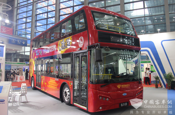 集颜值与科技于一体,2018开沃G10电动双巴深圳耀世首发