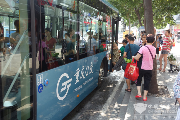 海格12米公交重庆投运 “山城”公交焕新颜