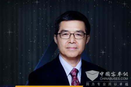 欧阳明高：动力电池研发要以安全为核心，全力突破新型固态电池技术