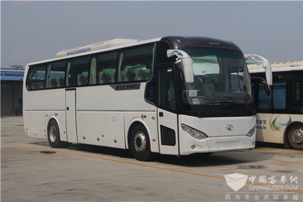 南京金龙NJL6117BEV客车(纯电动24-53座)