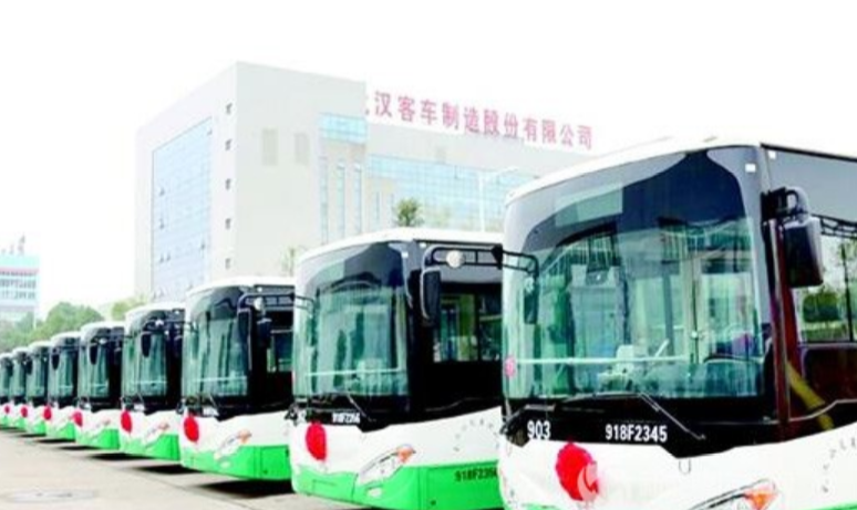 湖北武汉：35辆新能源公交车投入江夏运营