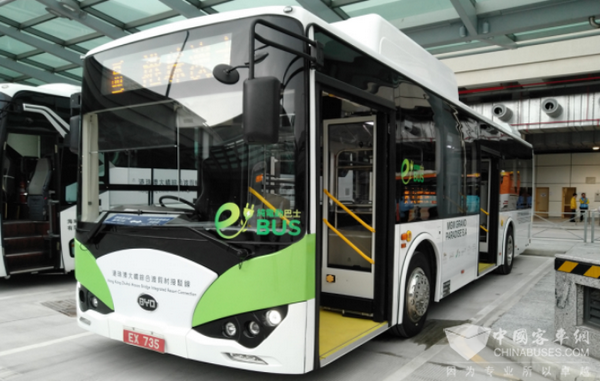 新时代“澳门风云”，比亚迪发财巴士带你领略