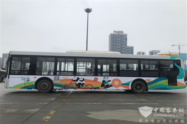  成都：三环路最萌熊猫绿道公交30日上线运行