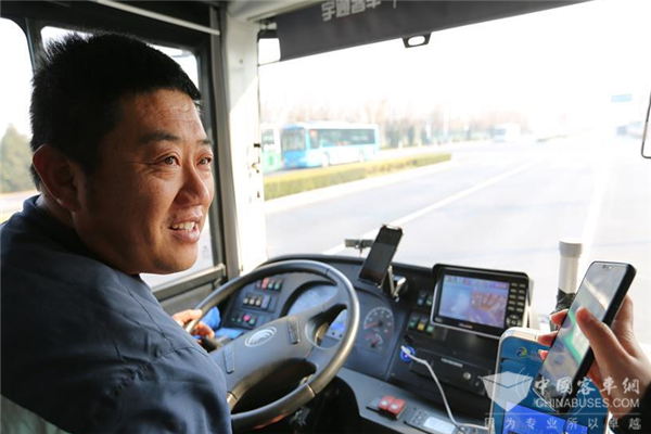 大连：部分公交线路将进行“扫码乘车”测试运行