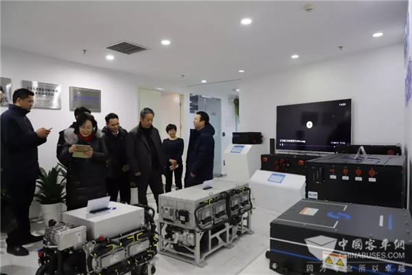 中国汽车工业协会常务副会长董扬一行调研亿华通