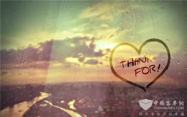 进口豪华房车任你开 上海交运巴士举行房车回馈促销活动 