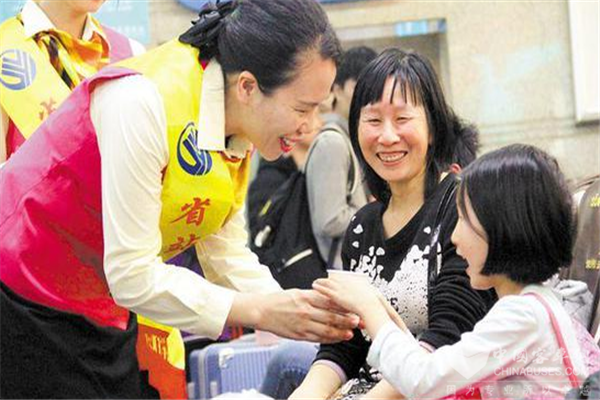 广州：城市公交客运量1.7亿人次 客运站场实现零滞留