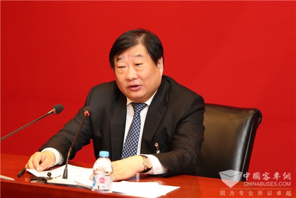 全国人大代表谭旭光：氢燃料电池汽车不能一哄而上