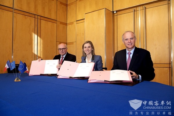 佛吉亚与米其林将合作建立氢能源出行公司