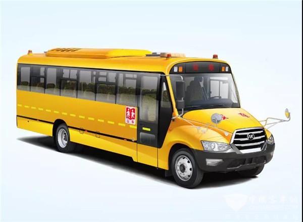 呵护孩子健康成长 安凯校车用安全打造学生安心上学路