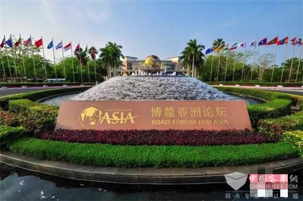 两大“考验”从容应对 博鳌亚洲论坛金龙“阿波龙”再秀技术实力