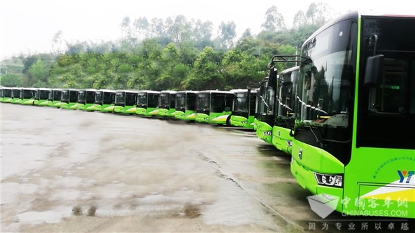 为千年古城注入新活力 亚星天然气公交车登陆重庆“龙城”铜梁