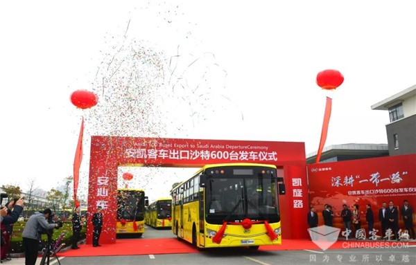 扛风沙耐高温年载客近百万，玉柴媲美国际品牌夺出口第一大单