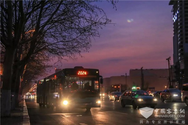 山东：济南公交54条线路再推末班车大站准点到站便民服务举措