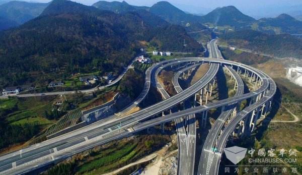 四川：五一假期高速公路出行攻略请您收好！