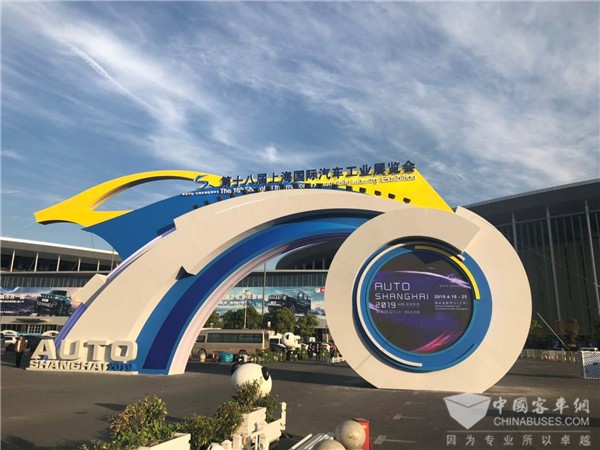 传统车联网终端迎来重大升级 有为信息携多款车联网产品首次亮相上海车展