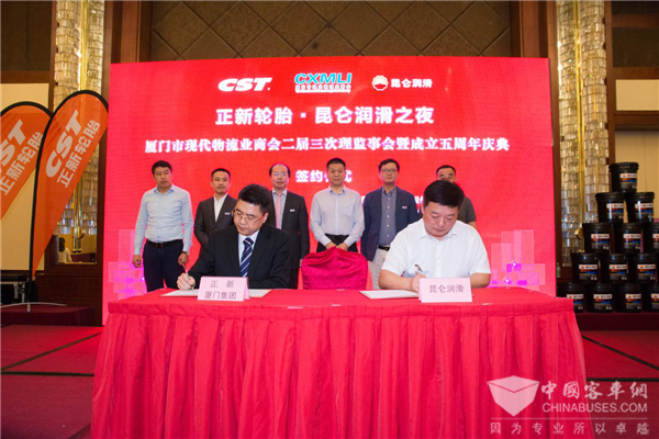 值得信赖的超长里程！正新全钢卡客车胎获行业高度认可