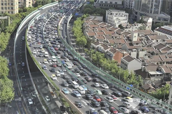 上海：7月起，不符合新排放标准的车辆，将依法追究法律责任