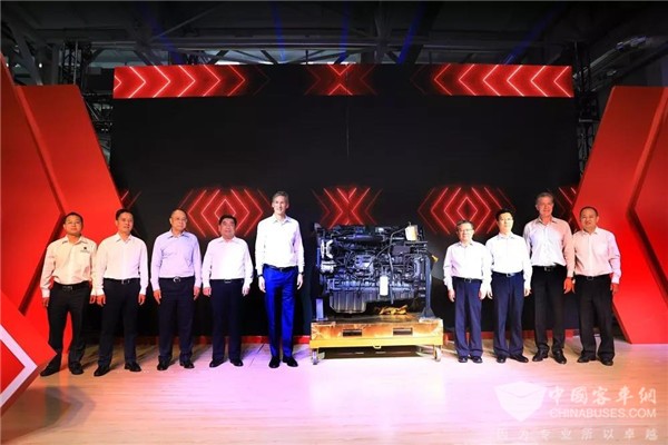 东风康明斯第300万台发动机下线 助推国六新起航