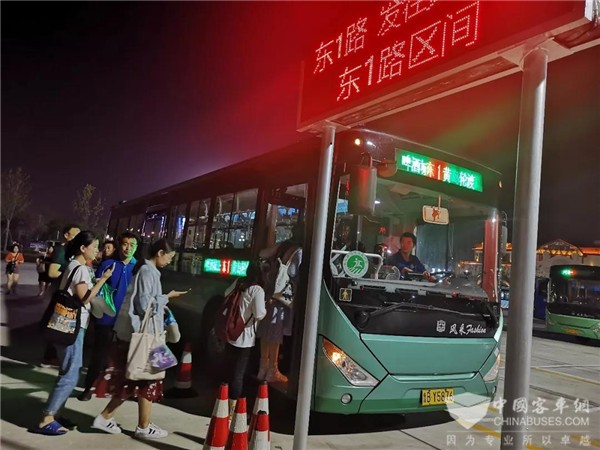 山东：真情巴士圆满完成2019青岛凤凰音乐节公交保障任务