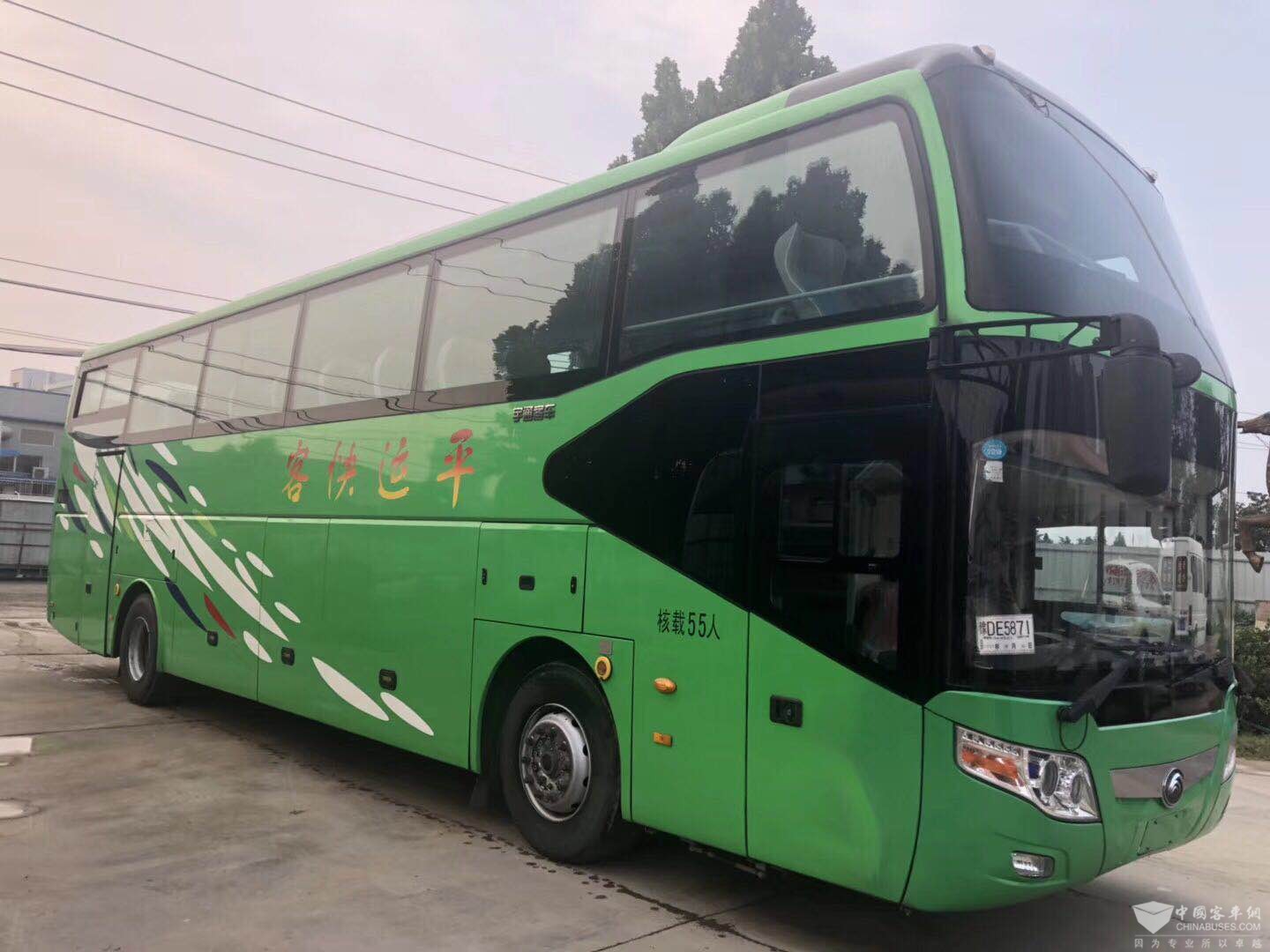 14年12月底55座宇通 6126型号 二手客车