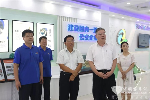 山东：青岛市文明办到真情巴士调研新时代文明中心建设