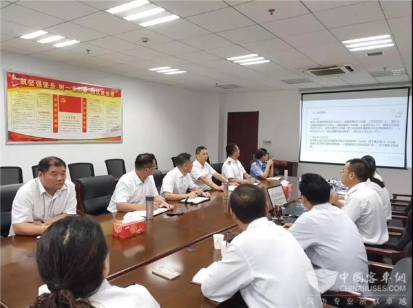 江苏：淮安公交公司召开安全管理工作学习经验交流汇报会