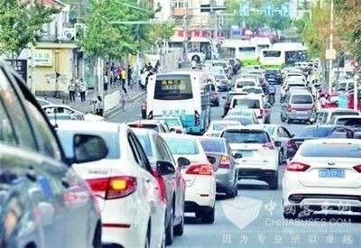 交通运输部：中秋假日交通运输平稳有序 道路客运量约1.49亿人次