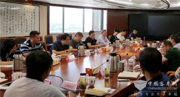 江苏：南京公交集团召开国庆70周年维稳工作会议