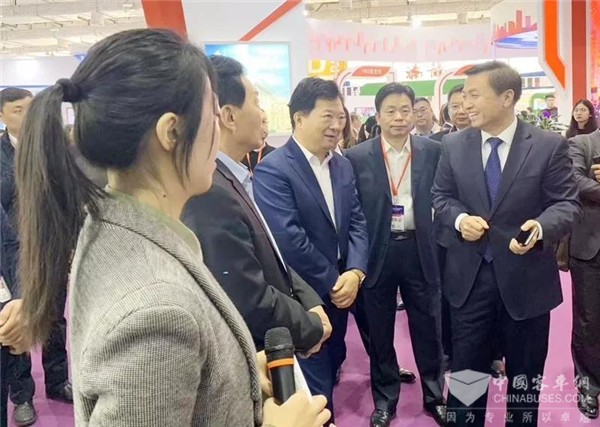 山东：济南公交参加第二届泉城电商大会