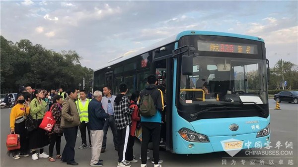 江西：南昌公交集团周密组织“2019南昌飞行大会”公交配套保障工作