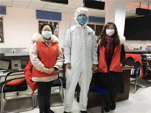 武汉：310辆公交车保障医务人员及城市运行一线人员出行