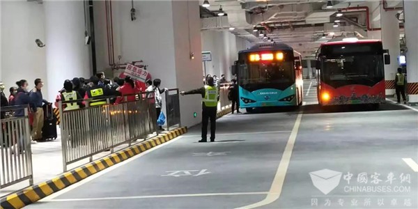 深圳：战“疫”前线，客货中心党员用行动书写担当