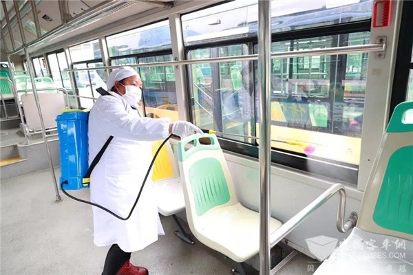 贵阳公交：“三返” 高峰将至 公交人严阵以待