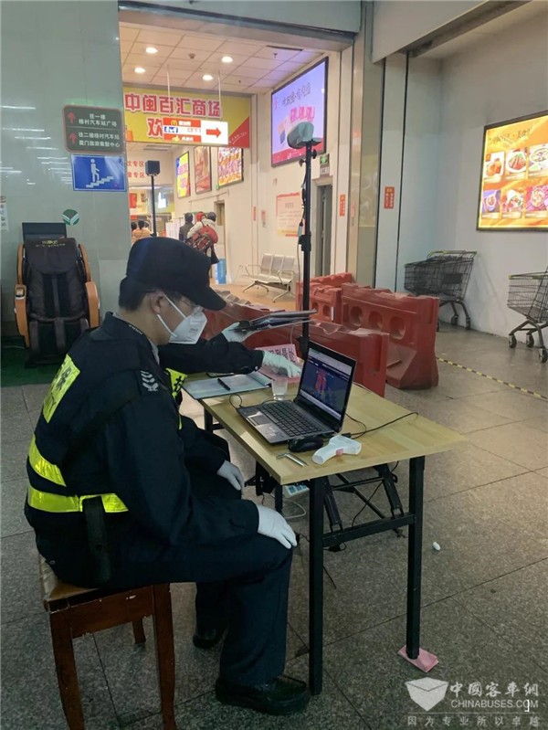 厦门公交集团强化防控措施，筑起疫情不可逾越的护城河