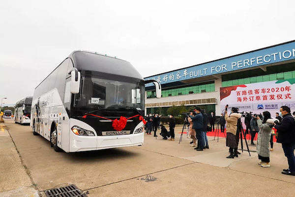 2440台，2亿美元，中国恒天汽车海外订单创新高