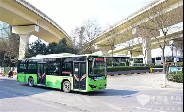 西安公交打好复工运力“组合拳”，全力保障市民便捷出行